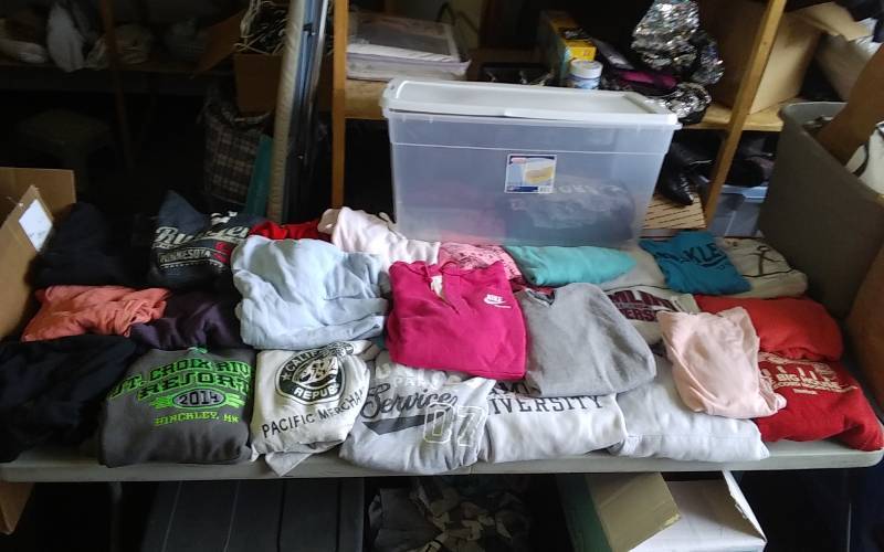 Large Tote Of Hooded Sweatshirts ML (Tote Included)