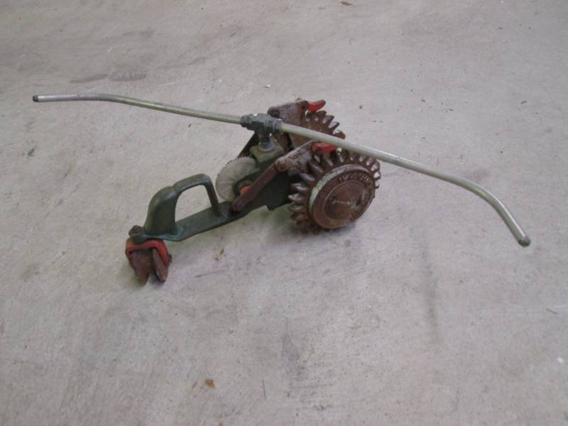 lot 27 image: Vintage Cast Iron Lawn Sprinkler  W...