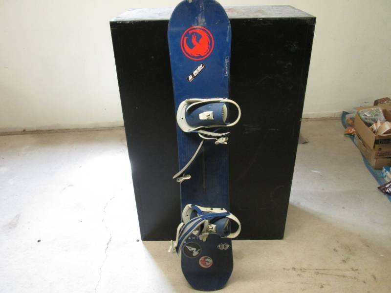 lot 49 image: Salomon Snow Board  WHB...
