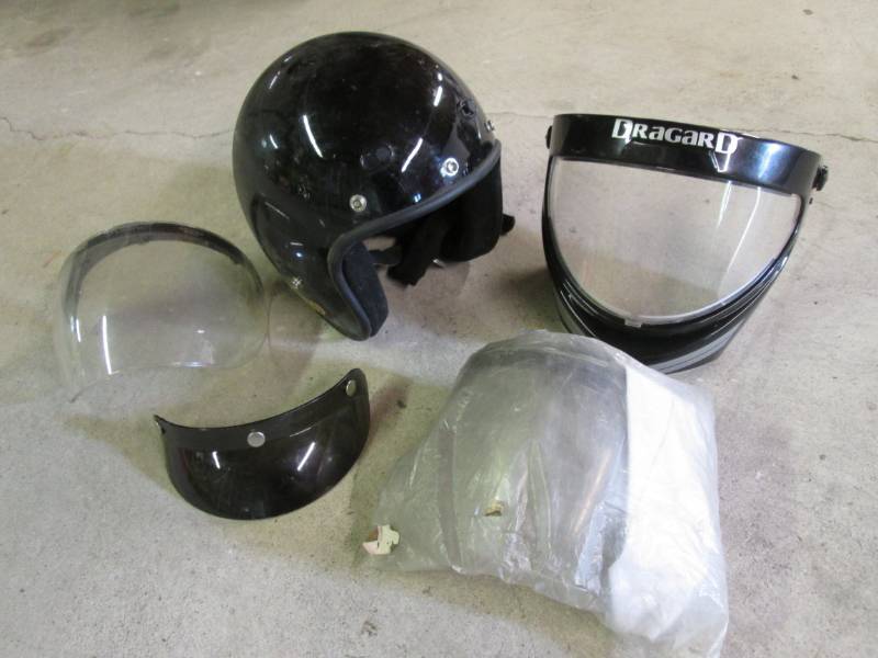 lot 57 image: Bell Mag LTD Helmet with Extra Face...