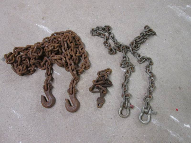 lot 81 image: Log Chains  WHB...