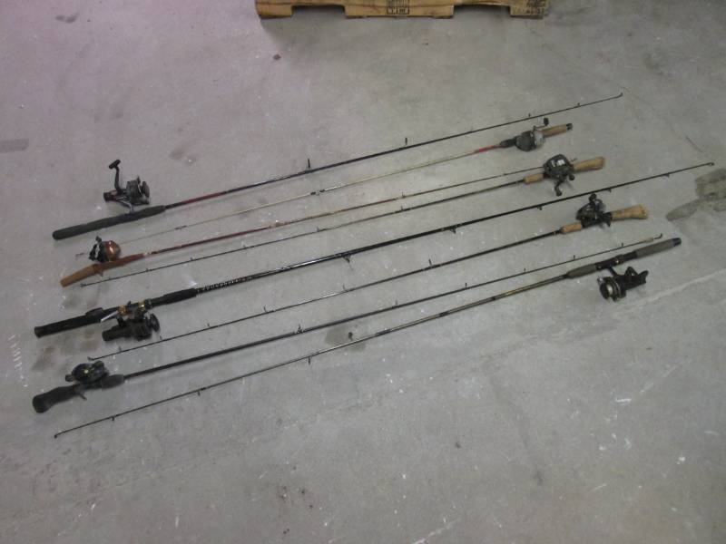 lot 101 image: Lot of 8 Assorted Fishing Rod and R...