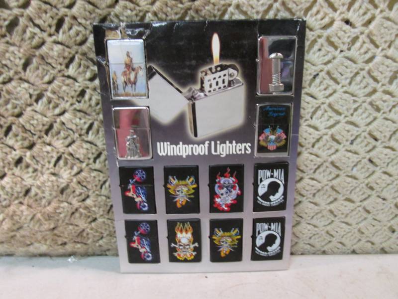 lot 139 image: Lot of 12 Windproof Flip-Top Lighte...