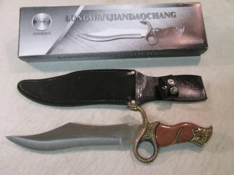 lot 141 image: 12 Snake Handle Knife with Sheath ...