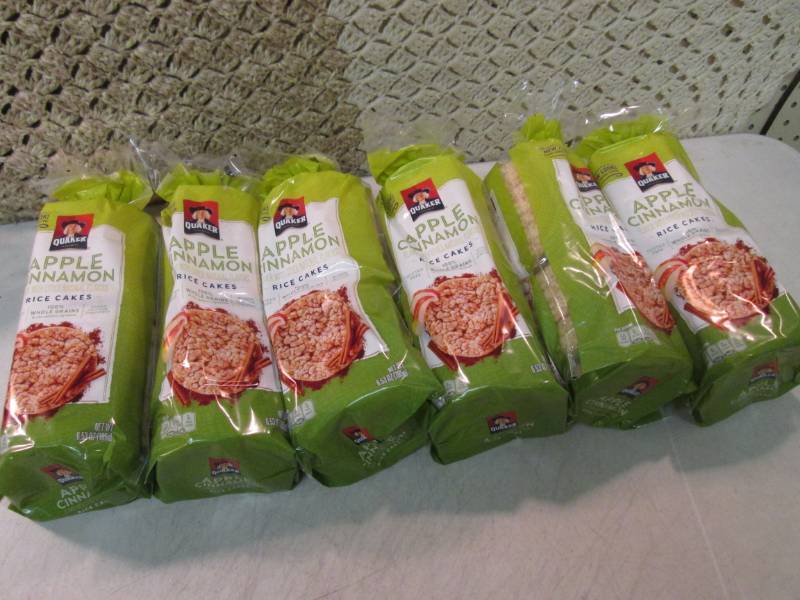 lot 146 image: 6 Packs of Apple Cinnamon Rice Cake...
