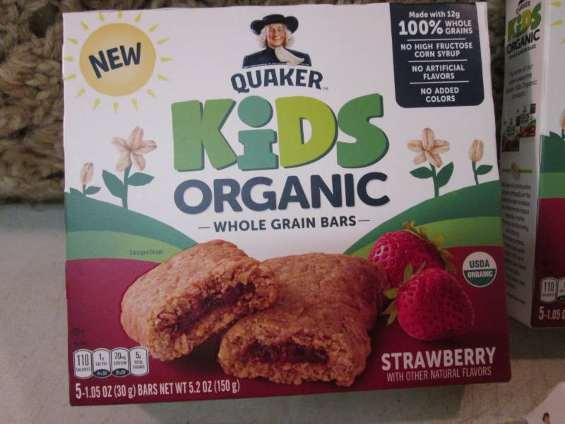 lot 155 image: 4 Boxes of Quaker Kids Organic Stra...