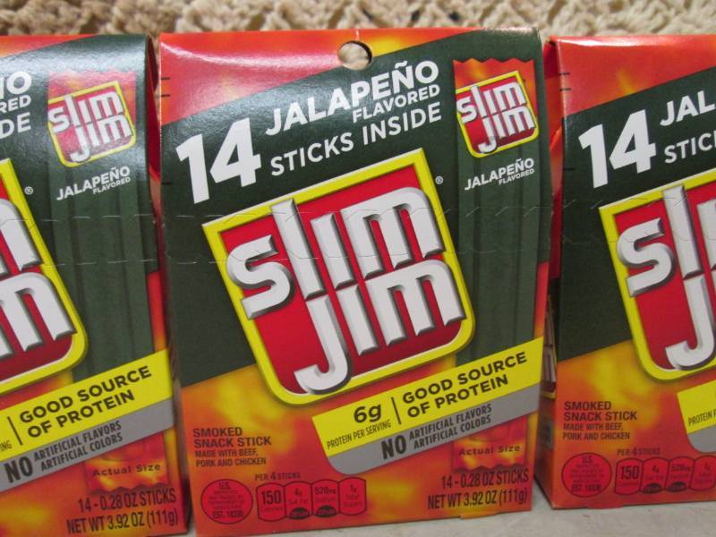 lot 176 image: 4 Boxes of Slim Jim Jalapeno Flavor...