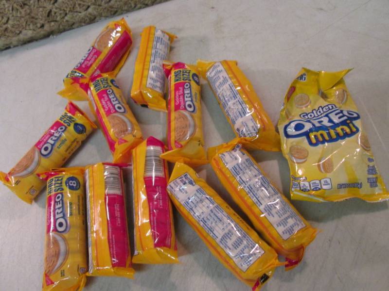 lot 179 image: Oreo Golden Double Stuf Cookies ...