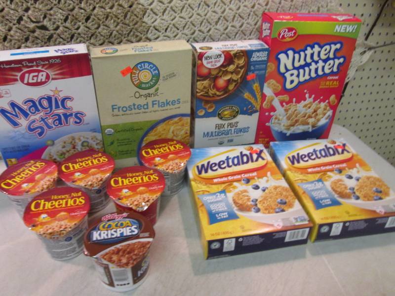 lot 215 image: Lot of Assorted Cereal...
