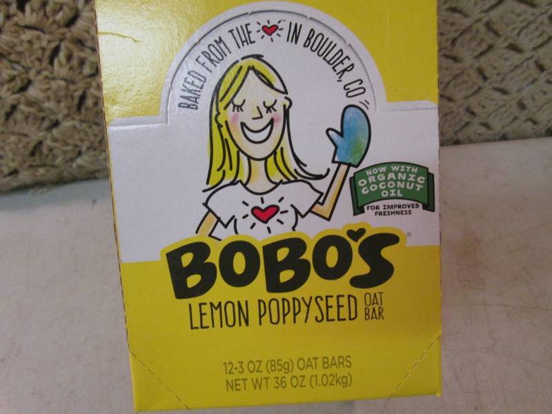 lot 218 image: Box of 12 Bobos Lemon Poppy Seed O...