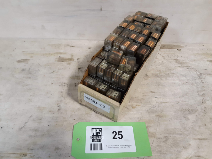 lot 25 image: (165) Electrical Relays V23154-D0721-B110