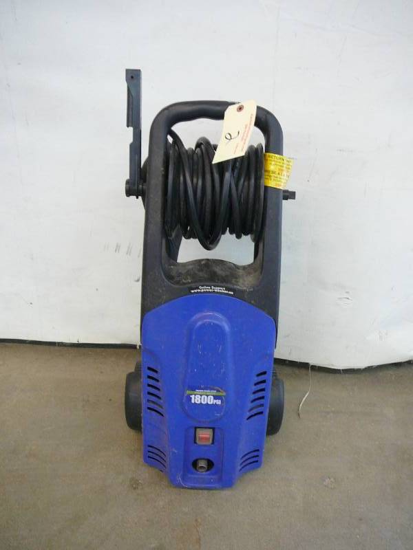 lot 2 image: Power Washer