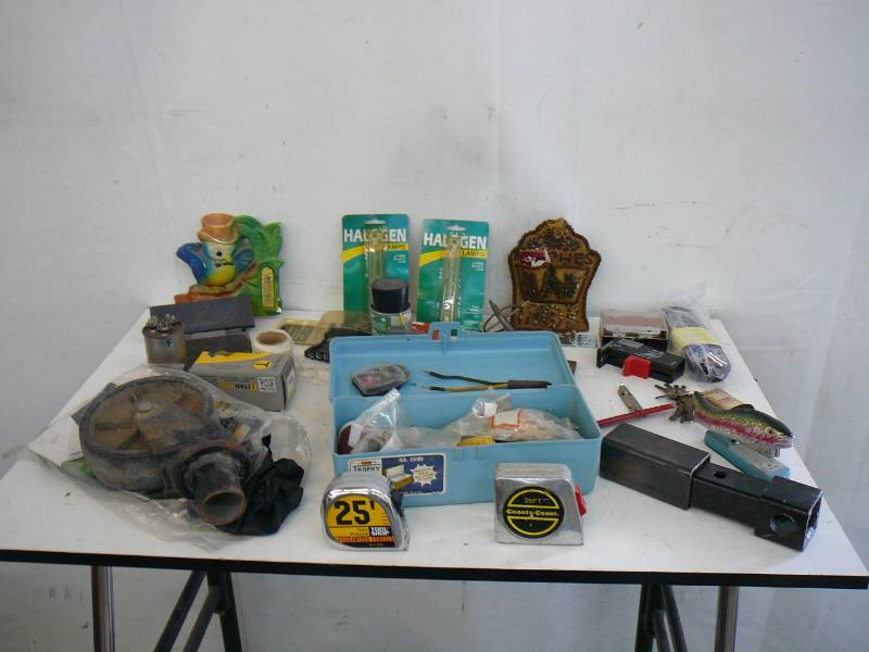 lot 46 image: Lot Of Shop Items