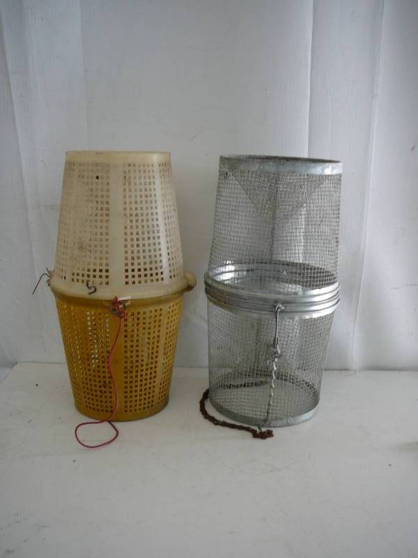 lot 65 image: Minnow Traps