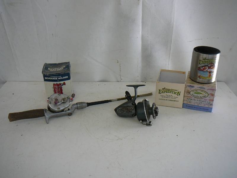 lot 68 image: Lot of Fishing Items