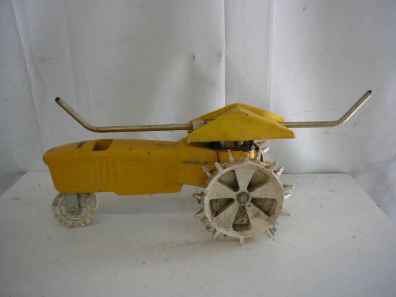 lot 85 image: Nelson Tractor Sprinkler