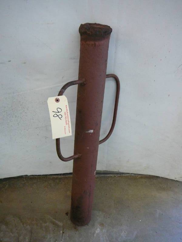 lot 98 image: Post Driver