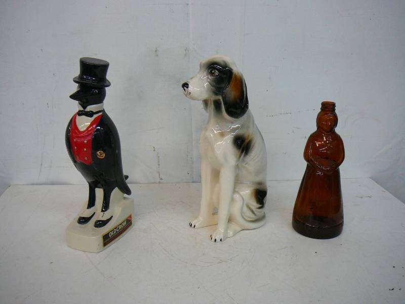 lot 138 image: Vintage Items