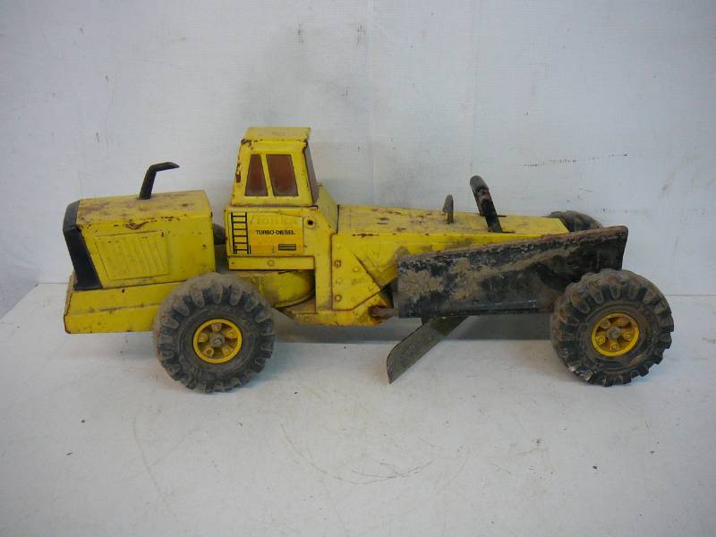lot 151 image: Vintage Metal Tonka Road Grader