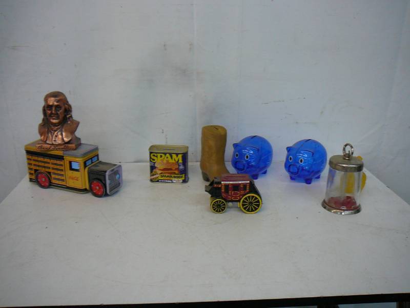 lot 169 image: Lot Of Piggy Banks