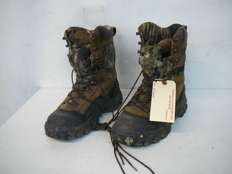 lot 217 image: Cabelas Dry Plus Pair Of Boots