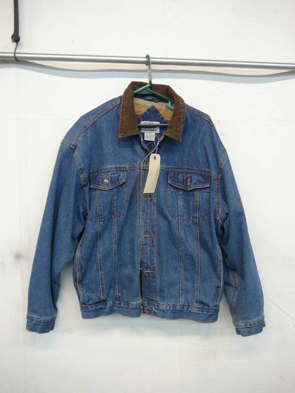 lot 224 image: Mens Jean Jacket