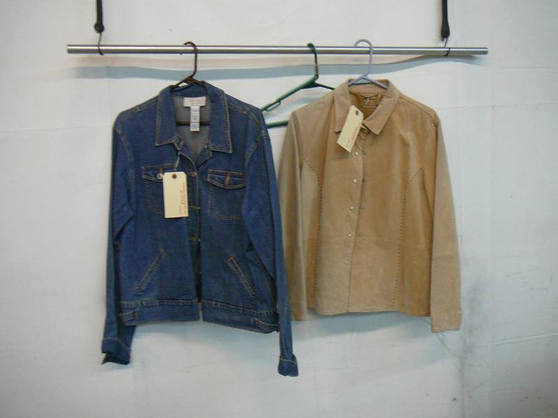 lot 237 image: Lot Of Womens Clothes