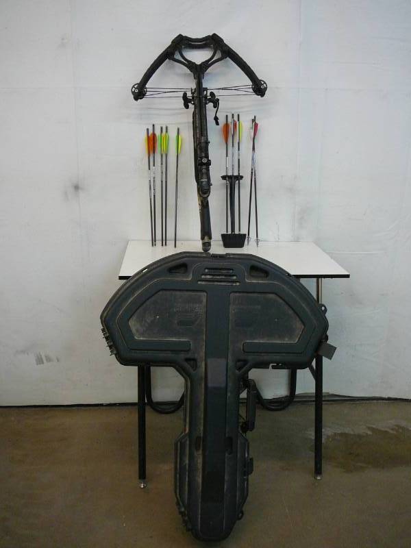 lot 302 image: Crossbow With Arrows, Quiver, & Hard Case