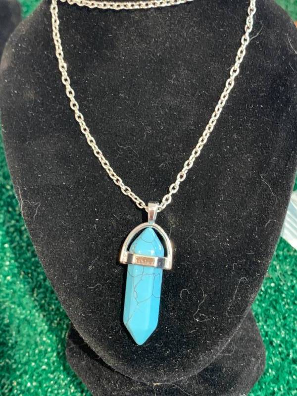 Unisex Turquoise Necklace
