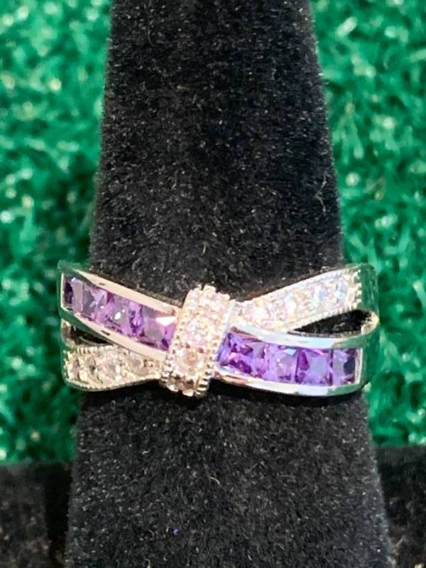 Stunning Womens .925 Silver Gemstone Ring