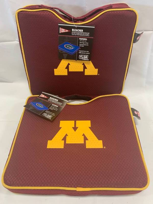 lot 7 image: Lot of 2 Minnesota Golden Gophers Seat Cushions