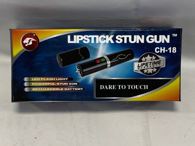 lot 32 image: Lipstick Stun Gun New