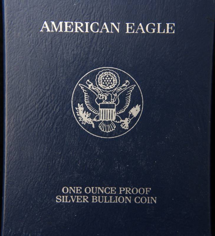 lot 46 image: 2001 PROOF AMERICAN SILVER EAGLE 1 TROY OZ. .999 FINE SILVER ORIGINAL PACKAGING
