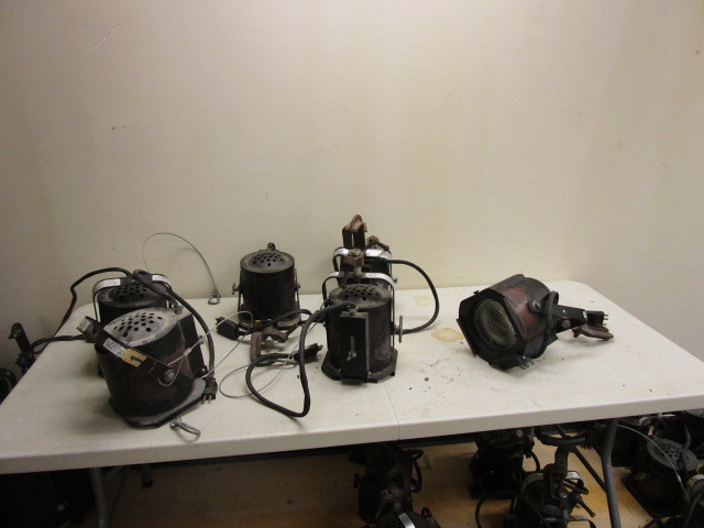 lot 430 image: ALTMAN 6 FRESNEL STAGE LIGHTS