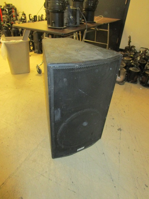lot 473 image: EAW 2-WAY LOUDSPEAKER