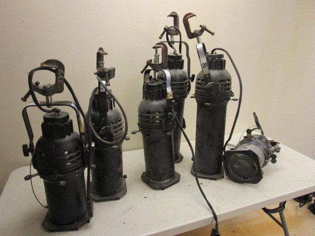 lot 433 image: ALTMAN ELLIPSOIDAL 360Q STAGE LIGHTS