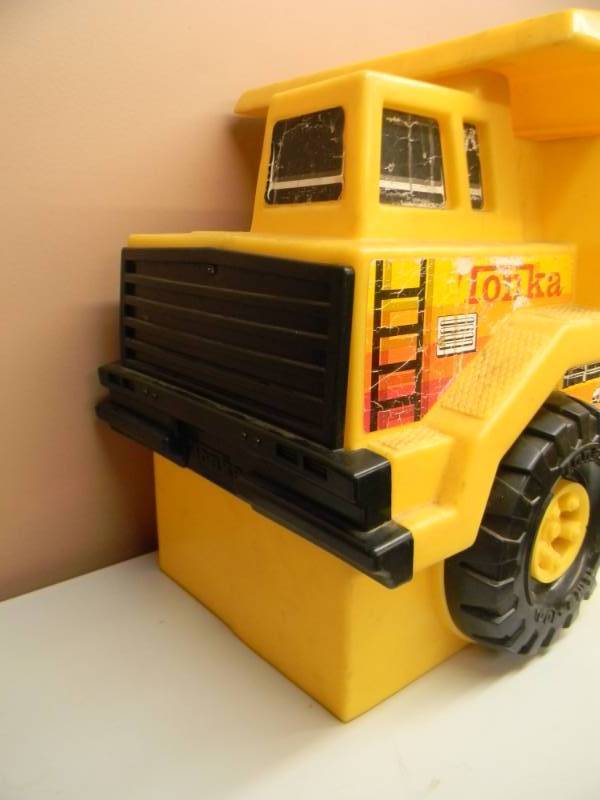 tonka dump truck toy chest