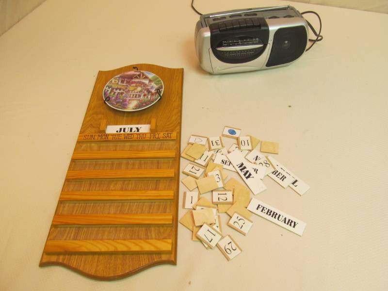 lot 21 image: Wooden perpetual calendar, radio...