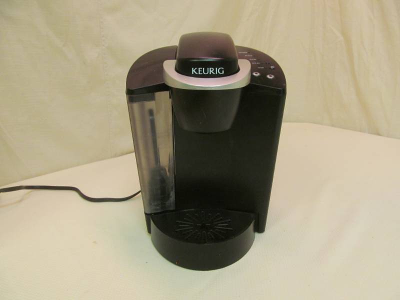 lot 120 image: Keurig Coffee Maker...