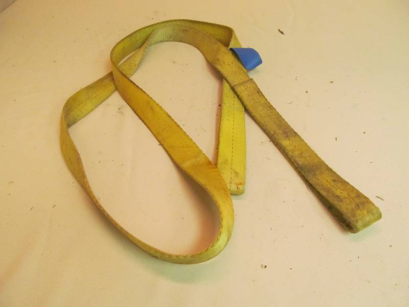 lot 147 image: 10 foot tow strap...