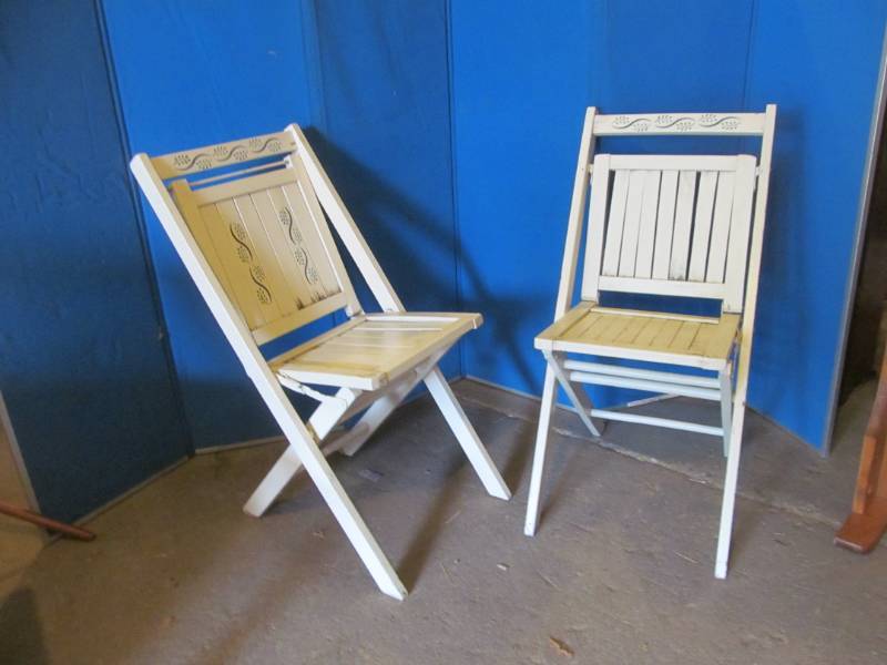 lot 152 image: Vintage wooden chairs...