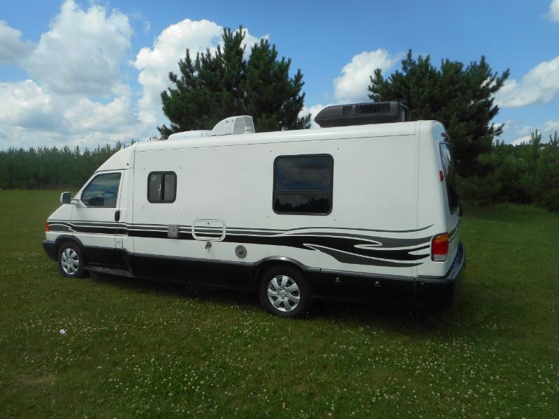 1999 Winnebago Rialta