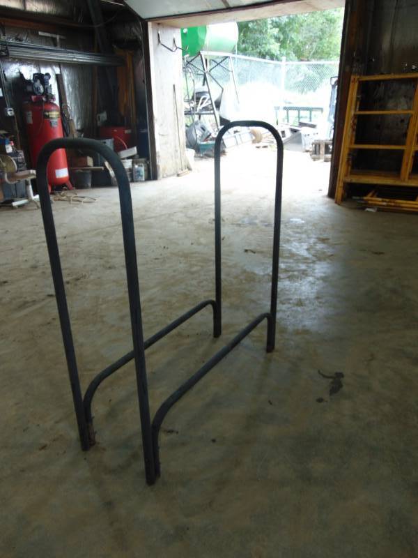 lot 35 image: Firewood Stand