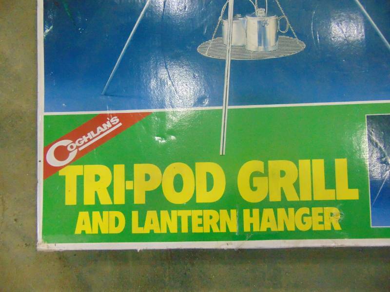 lot 72 image: Tri-Pod Grill