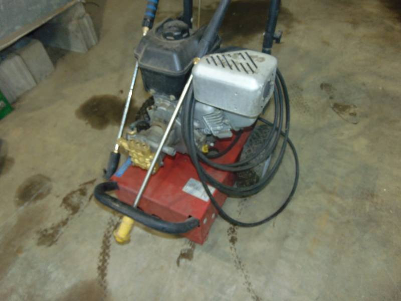 lot 99 image: Generac Pressure Washer