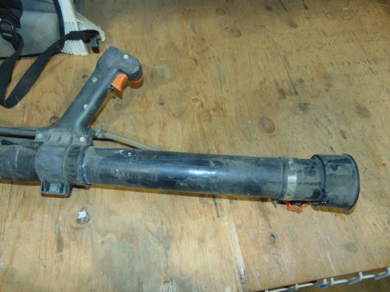 lot 104 image: Stihl Mist Blower