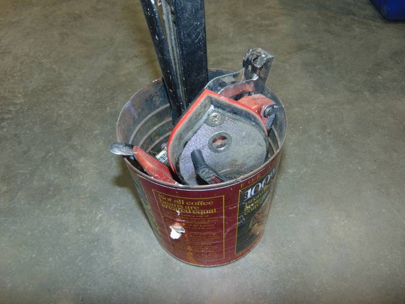 lot 141 image: Misc Lot of Tools