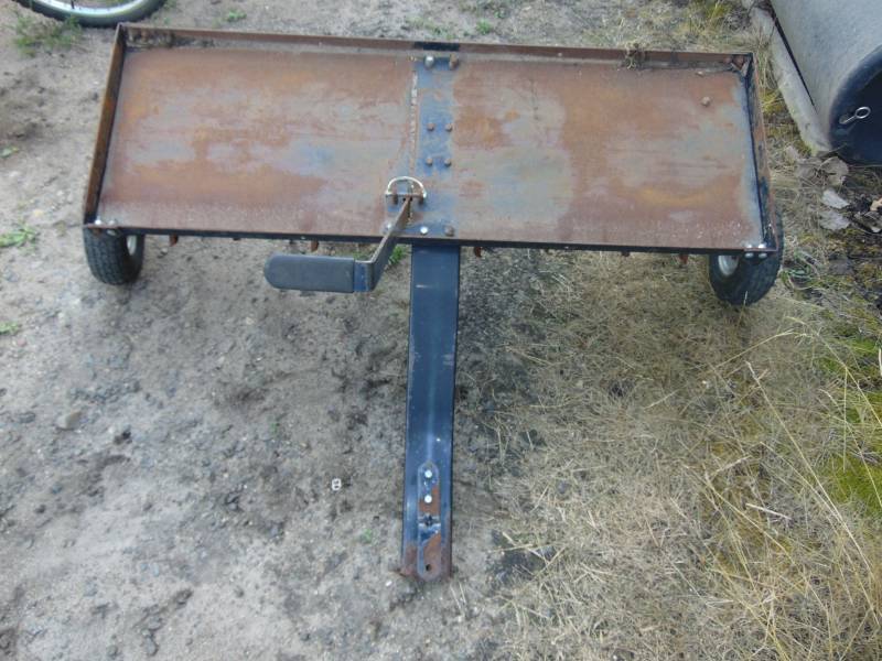 lot 149 image: 4 Craftsman Lawn Aerator