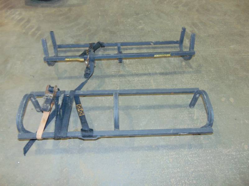 lot 161 image: Portable Ladder For Climbing Up A Tree