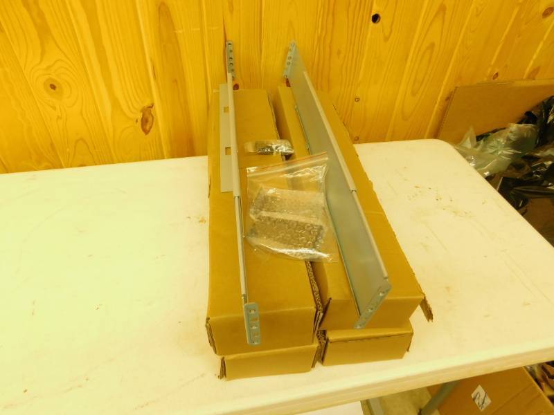 lot 4 image: Lot of 5 NIB Metal Sliding Brackets